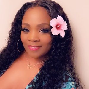 Meet your Posher, Candy